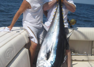 191 lb Bluefin Tuna 2008 (21)
